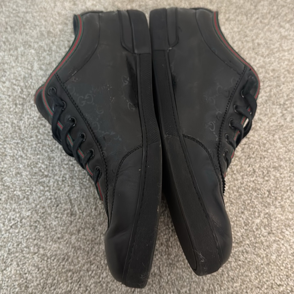 Gucci Black Sneakers with Red & Green Trim - Picture 4 of 10